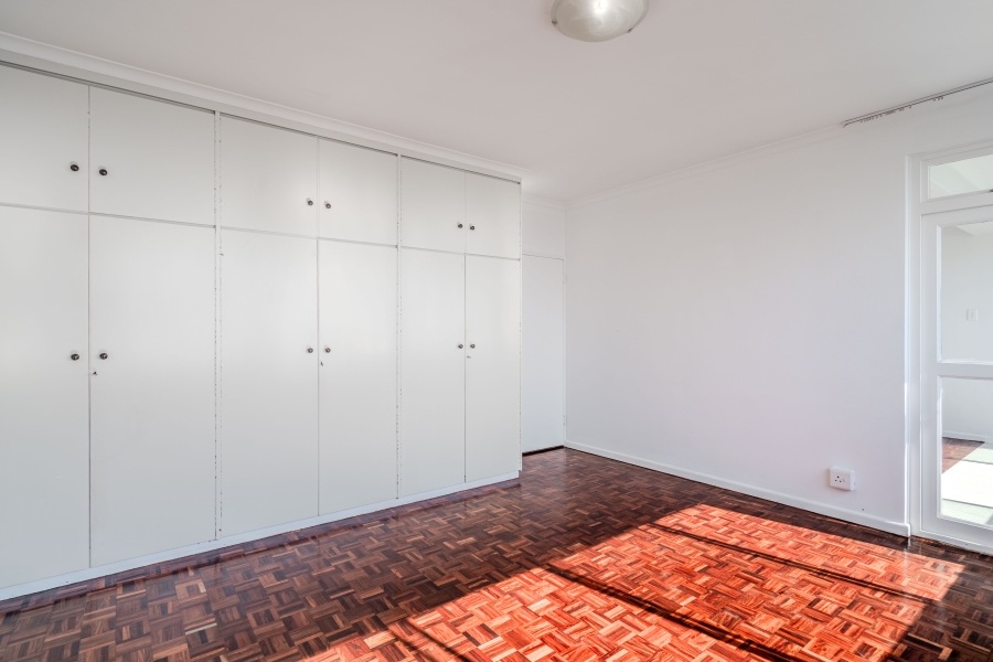 2 Bedroom Property for Sale in Mouille Point Western Cape